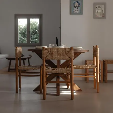 Siora Of Paros - Malatesta & Piccolo