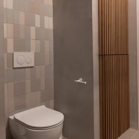 Siora Of Paros - Malatesta & Piccolo *